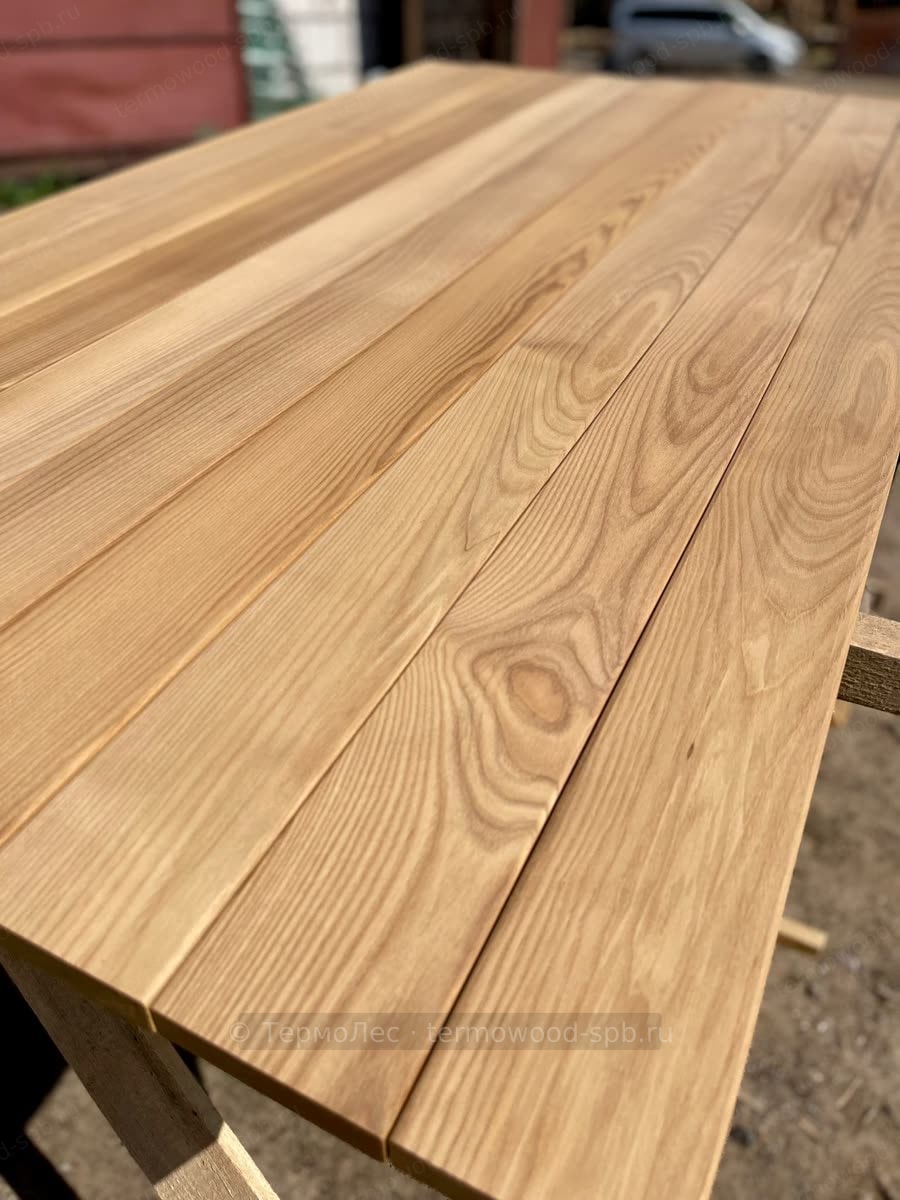 Фасадная доска из термоясеня (прямой или косой планкен)